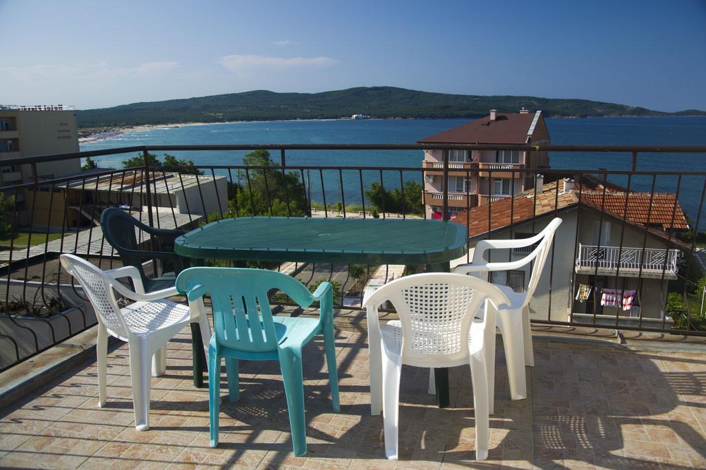Paunovi Guest House Primorsko Exteriér fotografie