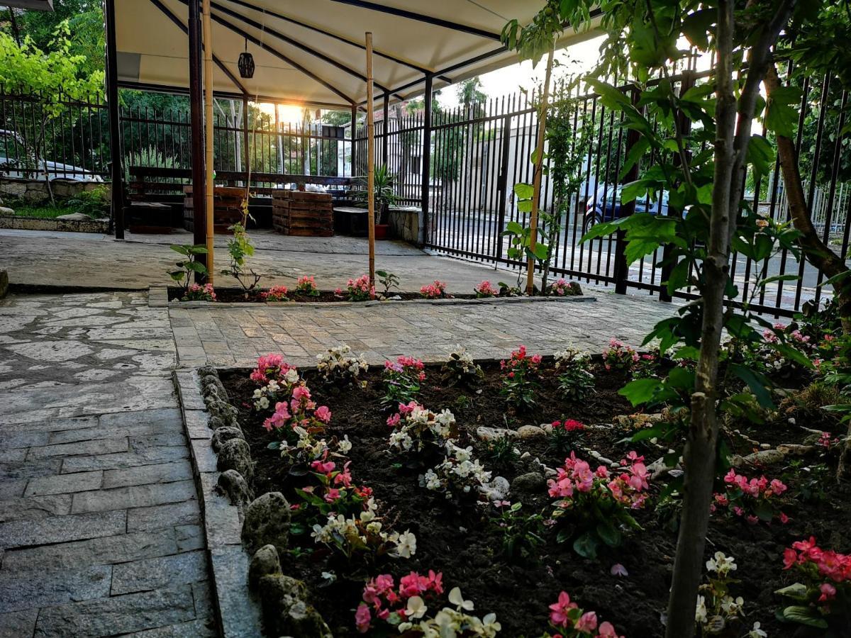 Paunovi Guest House Primorsko Exteriér fotografie