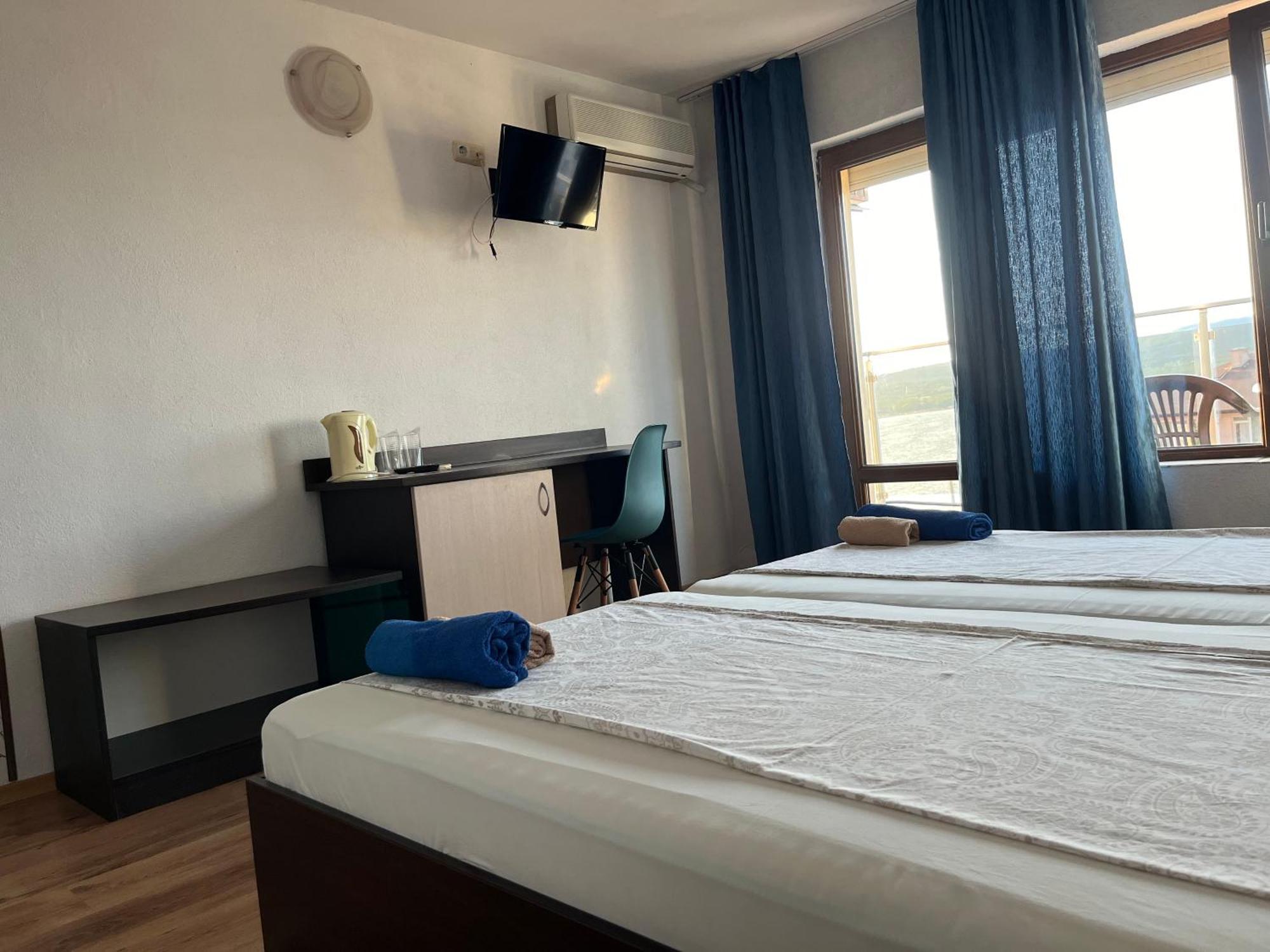 Paunovi Guest House Primorsko Exteriér fotografie