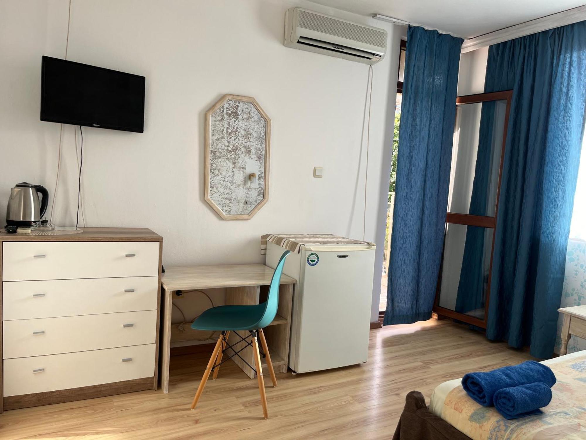 Paunovi Guest House Primorsko Exteriér fotografie